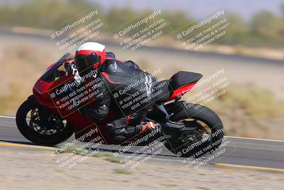 media/Oct-09-2022-SoCal Trackdays (Sun) [[95640aeeb6]]/Turn 15 Inside Distant Pans (1145am)/